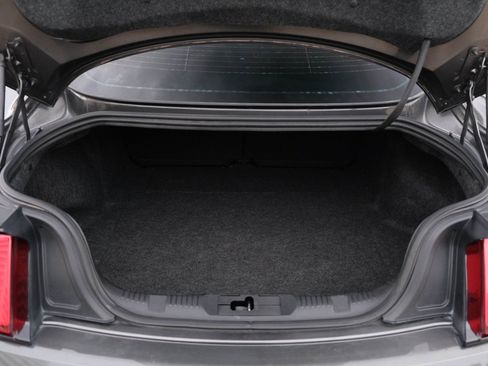 Used 2017 Ford Mustang GT image 19