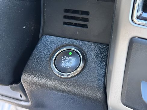 Used 2020 Ford F150 Lariat image 18