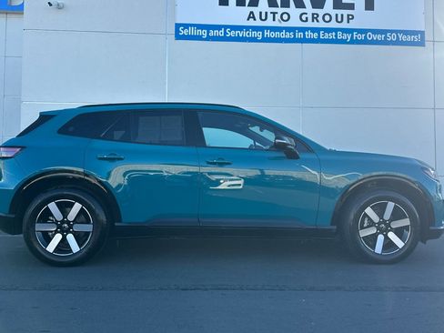 Used 2025 Honda Prologue Touring image 2