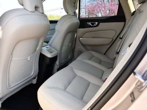 Used 2023 Volvo XC60 B5 Plus w/ Climate Package image 14