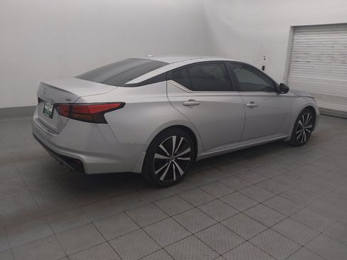 Used 2022 Nissan Altima 2.5 SR FWD image 10