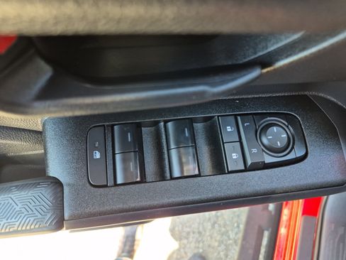 Certified 2026 Toyota 4Runner SR5 AWD/4WD image 15