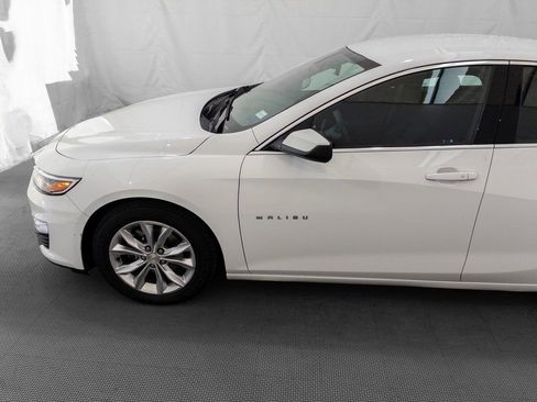 Used 2022 Chevrolet Malibu LT image 3