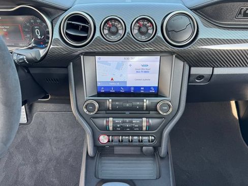 Used 2020 Ford Mustang Shelby GT500 w/ Technology Package RWD image 20