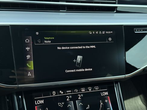 Used 2024 Audi S8 AWD/4WD image 24