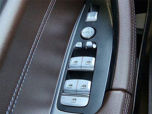 Used 2022 BMW X3 M40i w/ Premium Package image 18