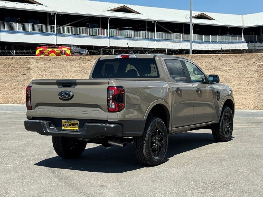 New 2026 Ford Ranger XLT w/ Black Appearance Package RWD image 3