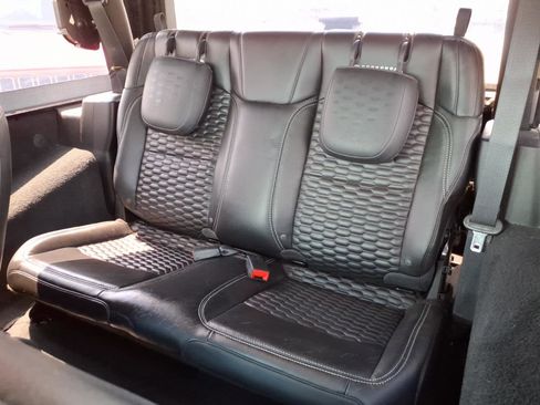 Used 2022 Jeep Wrangler Sport AWD/4WD image 13