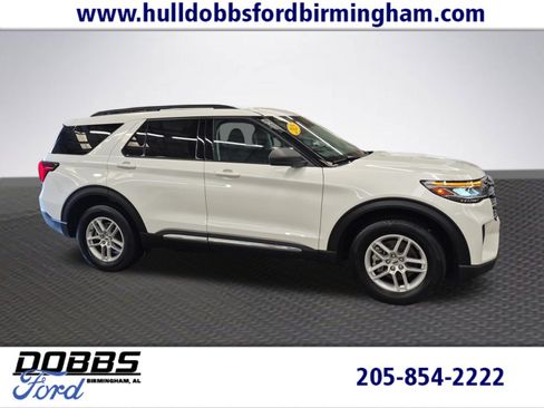 Certified 2025 Ford Explorer Active AWD/4WD image 1