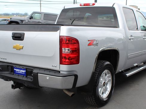 Used 2013 Chevrolet Silverado 1500 LTZ w/ LTZ Plus Package AWD/4WD image 6