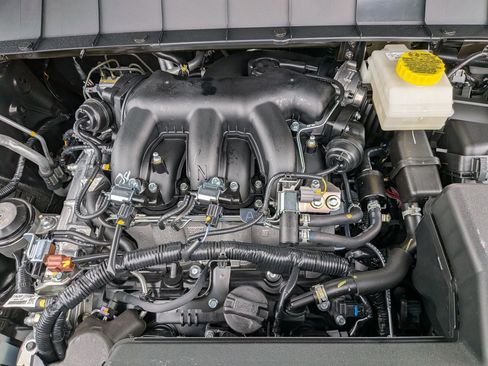 New 2026 Nissan Pathfinder SL image 34