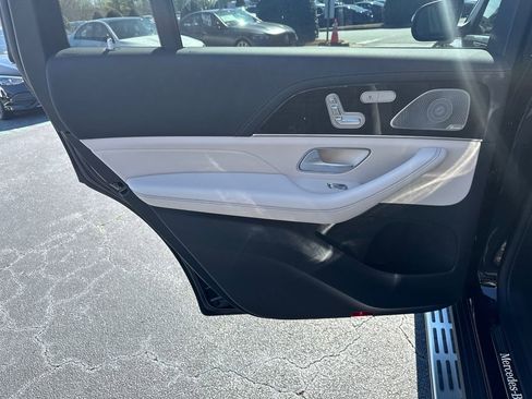 New 2026 Mercedes-Benz GLS 450 4MATIC image 25