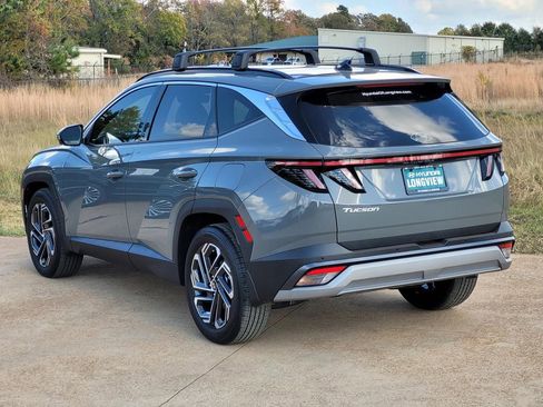 New 2025 Hyundai Tucson Limited FWD image 3