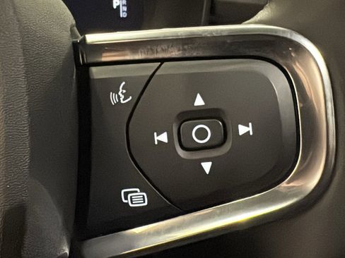 Used 2024 Volvo C40 P8 Recharge Ultimate w/ Protection Package Premier image 14