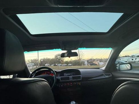 Used 2005 BMW 745Li image 13