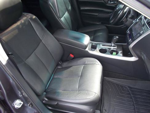 Used 2013 Nissan Altima 3.5 SL w/ Technology Pkg FWD image 20