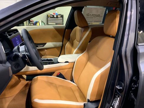 New 2026 Lexus RZ 450e AWD image 9