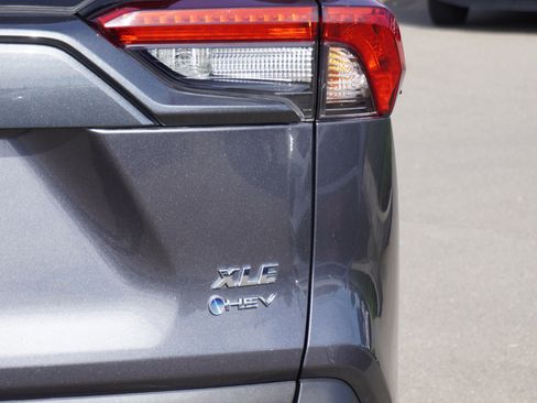 Used 2025 Toyota RAV4 XLE image 11