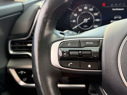 Used 2025 Kia Sportage SX FWD image 26