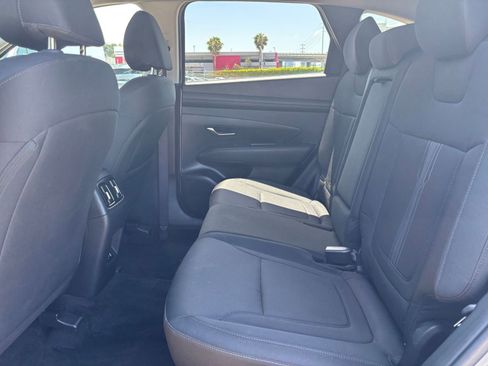 Used 2025 Hyundai Tucson SEL FWD image 28