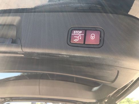 Used 2019 Mercedes-Benz GLS 450 4MATIC image 13