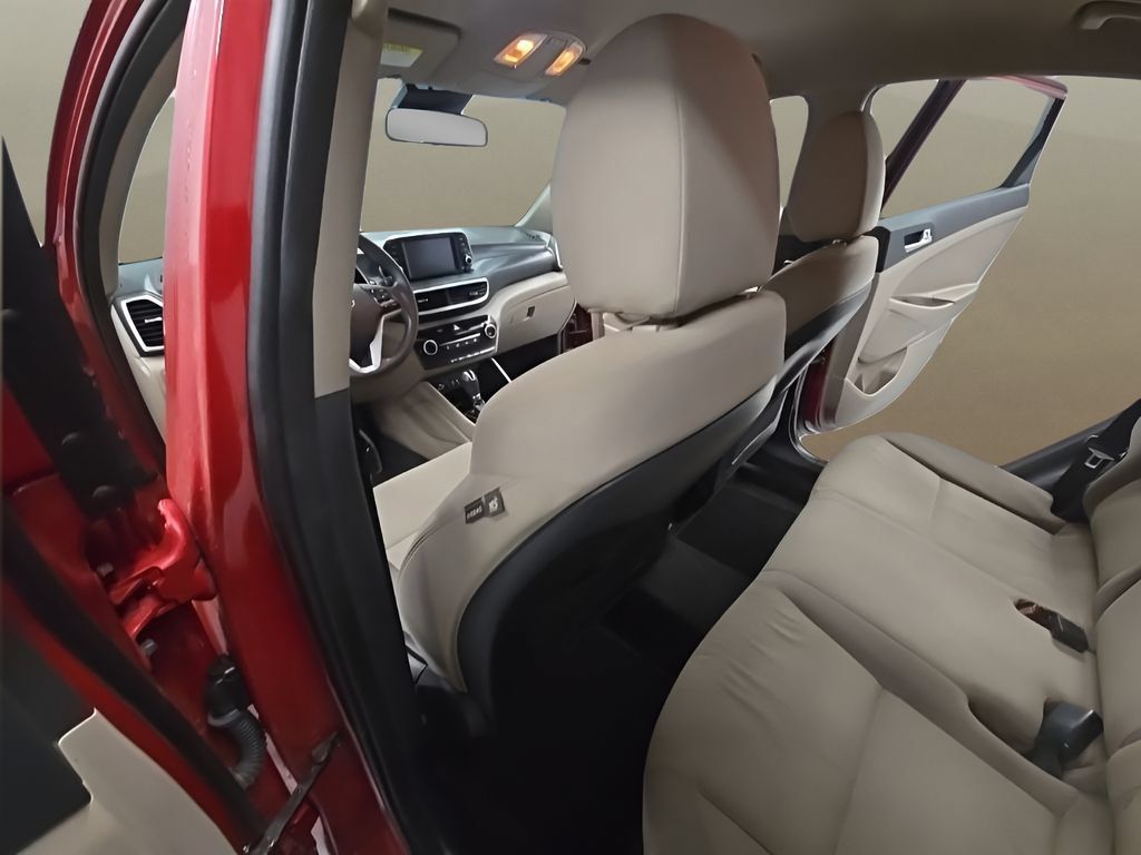 Used 2021 Hyundai Tucson SE FWD image 17