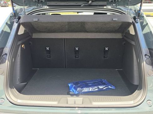 New 2026 Chevrolet Trax LT w/ Driver Confidence Package FWD image 11