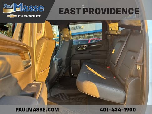 Used 2022 Chevrolet Silverado 1500 LT Trail Boss w/ LT Trail Boss Premium Package image 17