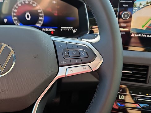 New 2026 Volkswagen Jetta SE image 18