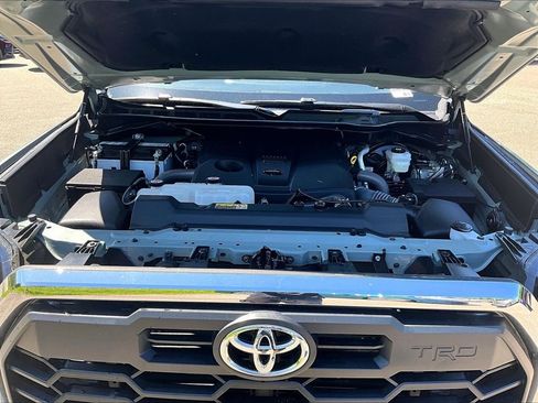 Used 2023 Toyota Tundra SR5 w/ TRD Off-Road Package AWD/4WD image 28