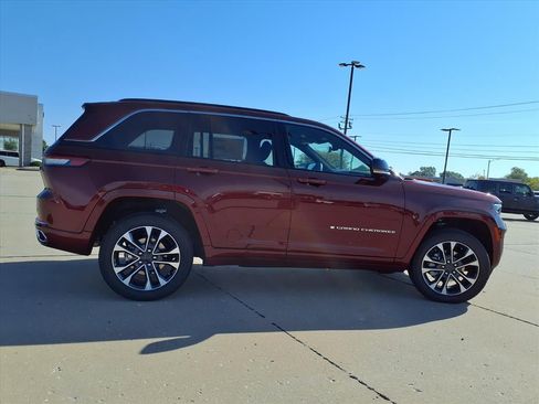 New 2025 Jeep Grand Cherokee Overland image 29