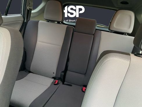 Used 2013 Toyota RAV4 XLE AWD/4WD image 13