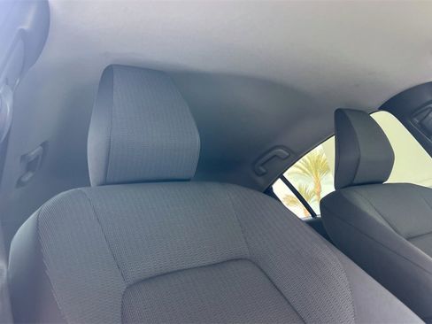 Used 2025 Toyota Prius LE image 19