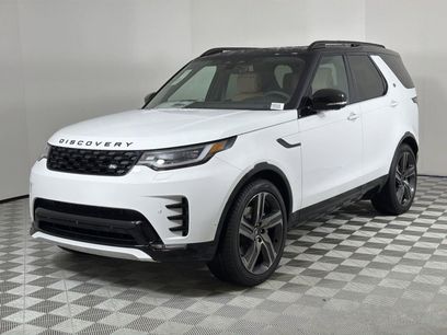 New 2026 Land Rover Discovery Dynamic SE