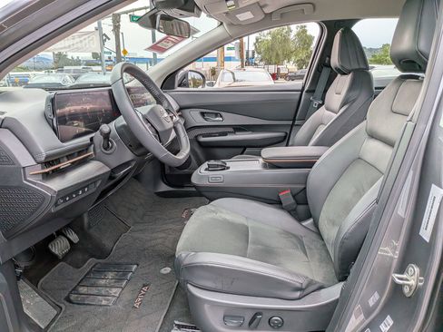 Certified 2024 Nissan Ariya AWD image 15