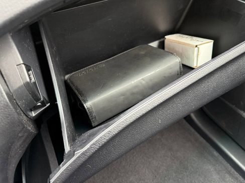 Used 2013 Toyota Highlander Limited image 86