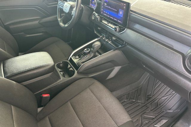 Used 2023 Chevrolet Colorado Trail Boss w/ LPO, Skid Plate Package AWD/4WD image 17