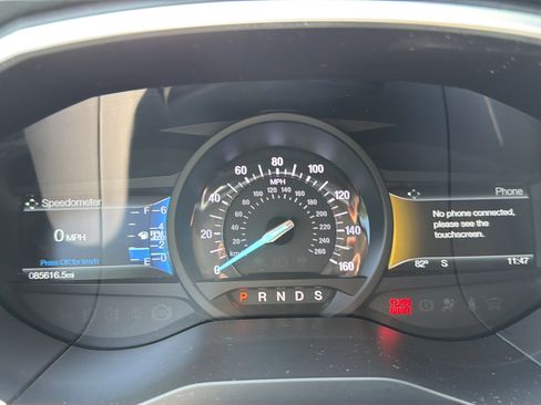 Used 2018 Ford Edge Titanium w/ Equipment Group 301A AWD/4WD image 19