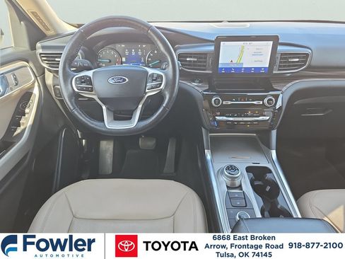 Used 2021 Ford Explorer Limited AWD/4WD image 10