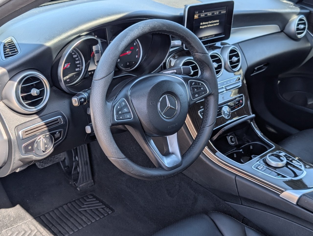 Used 2018 Mercedes-Benz C 300 Sedan image 14