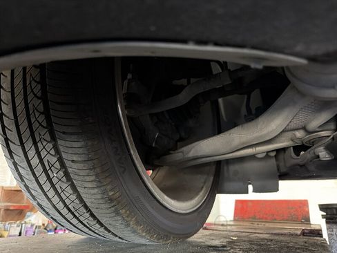 Used 2015 Lincoln MKZ FWD image 49