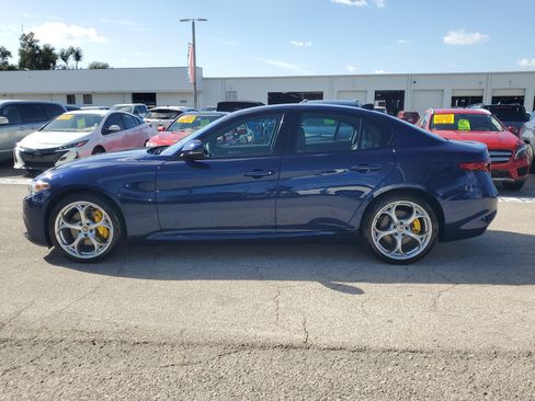 Used 2020 Alfa Romeo Giulia Ti Sport image 6