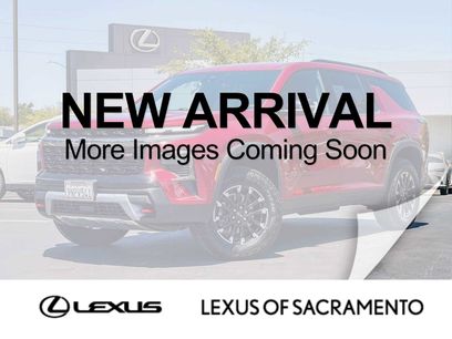 Used 2024 Chevrolet Traverse Z71