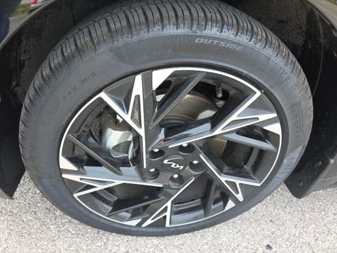 Used 2025 Kia K5 GT-Line w/ GT-Line Premium Package FWD image 10