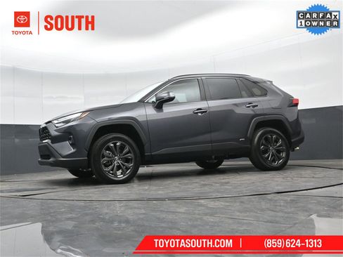 Used 2023 Toyota RAV4 XLE Premium image 47