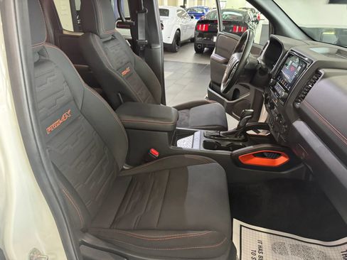 Used 2023 Nissan Frontier PRO-4X w/ Pro Convenience Package AWD/4WD image 8
