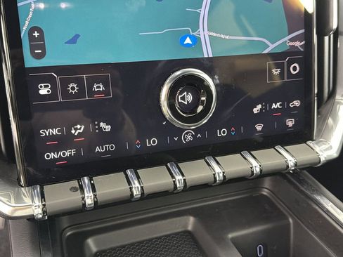 New 2025 GMC Acadia Elevation image 32