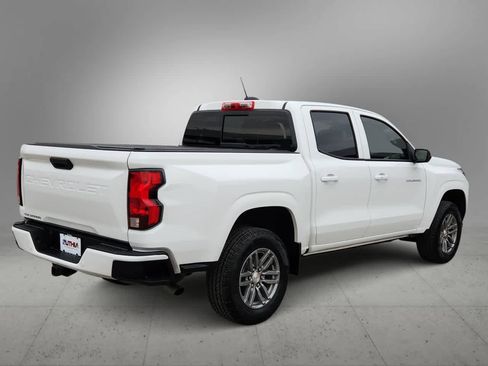 Used 2025 Chevrolet Colorado LT w/ Advanced Trailering Package image 8