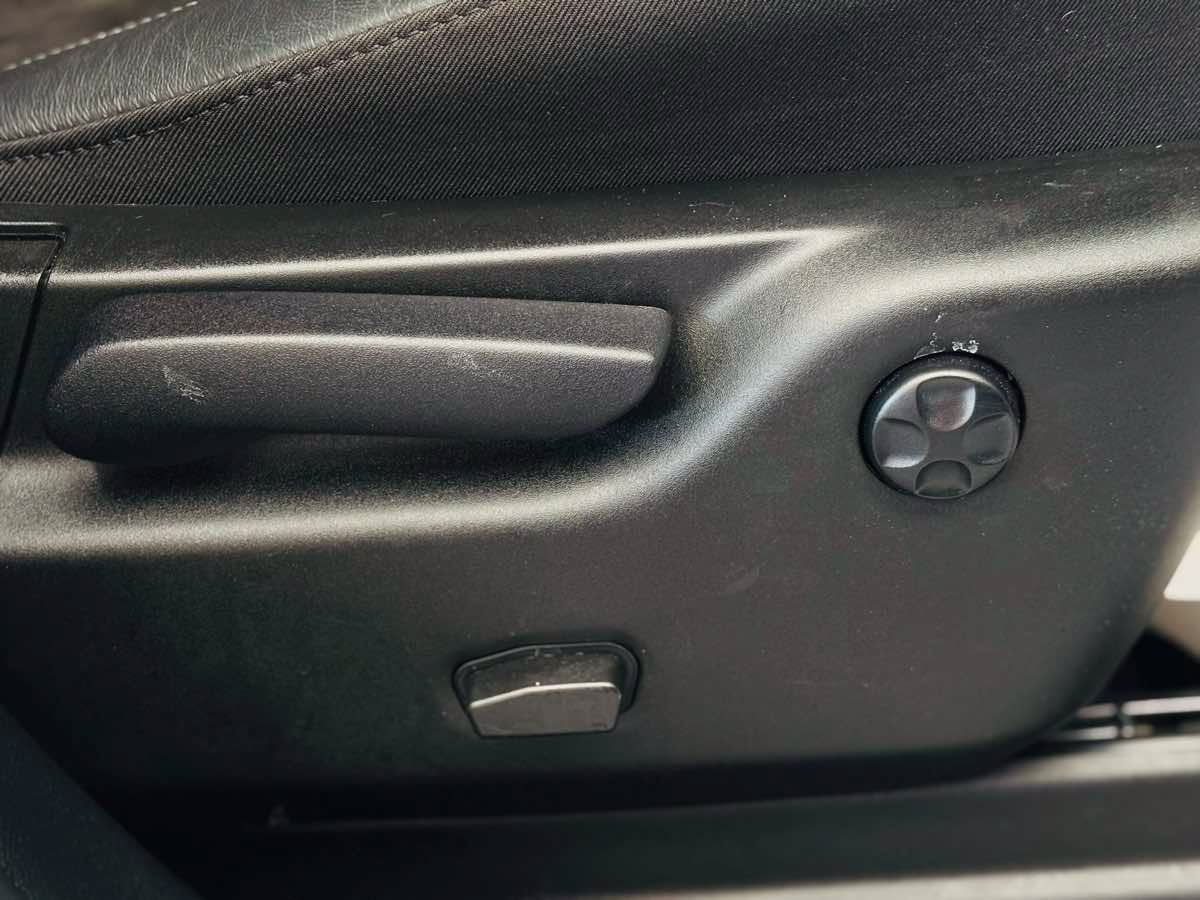Used 2022 Dodge Durango GT RWD image 40
