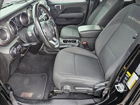 Used 2020 Jeep Gladiator Overland image 16